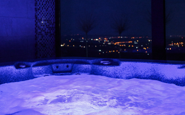 Отель Alexander Resort