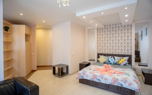 Апартаменты студия с светлым ремонтом в новом доме