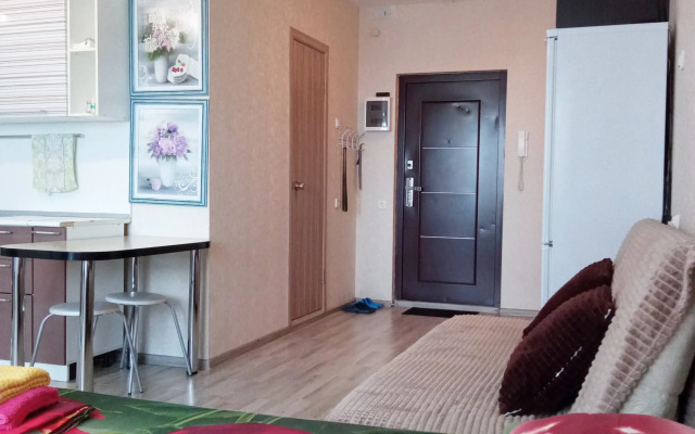 Studiya V Mkr. Parkovy Do 3kh Chel Flat