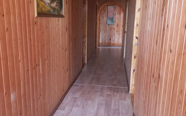 Domik U Morya Guest house