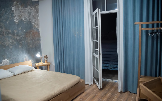 Uluchshenny S Balkonom 5 Apartments