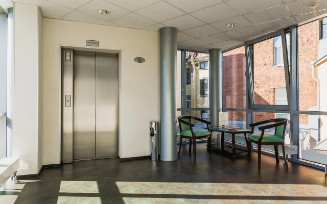 Отель Cronwell Inn Стремянная