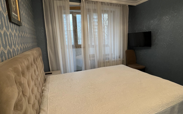 Квартира Уютная 3-х комнатная с ремонтом квартира