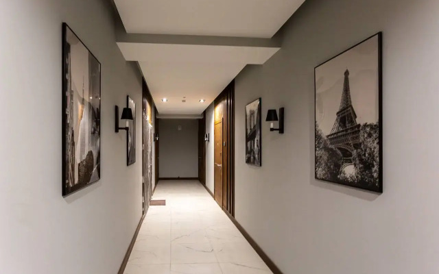 Lamare, Zhk Festivalny Apartments