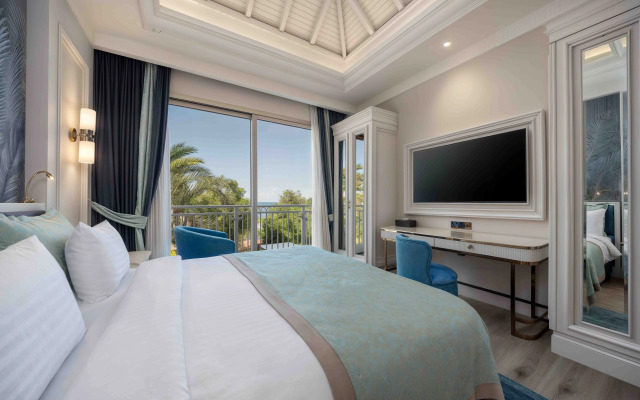 Merit Royal Gardens Hotel & Casino