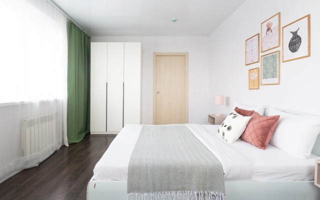 Sleepnsk Prostornaya Treshka Na 24 Etazhe Okolo Akvaparka Flat