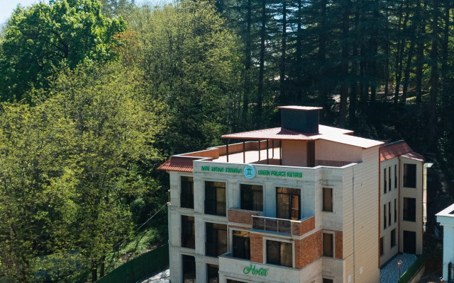 Green Palace Kutaisi Hotel