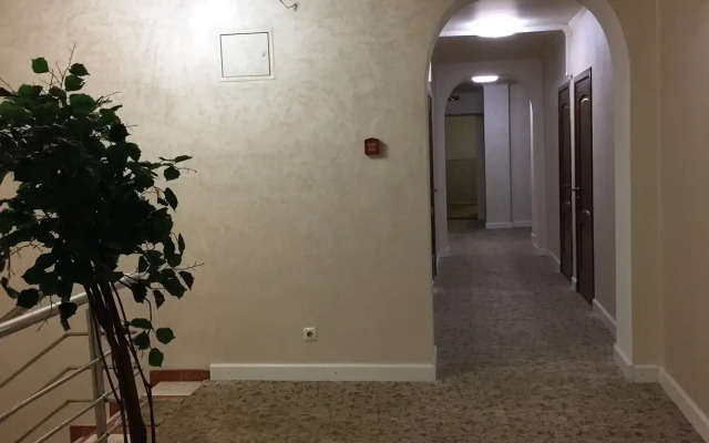 Отель Арманд