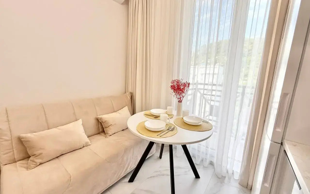 V Samom Zelenom Rayone Sochi Flat
