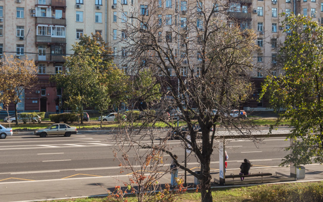 Flat Inn ryadom s metro Frunzenskaya na Komsomol'skom prospekte Apartments