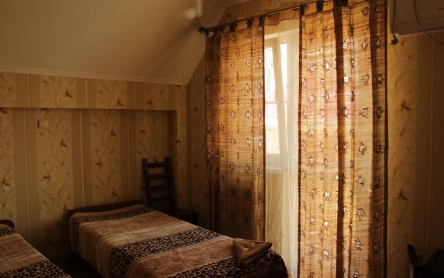 65 Let Pobedyi 42 Guest House