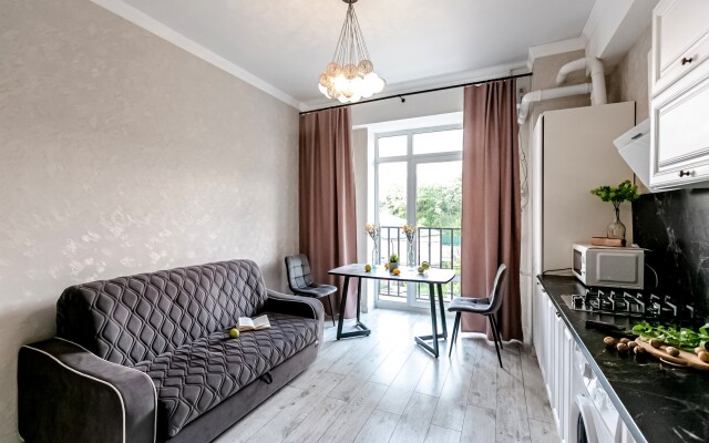 Апартаменты Мята Ирины Савельевой - У входа в парк к долине роз