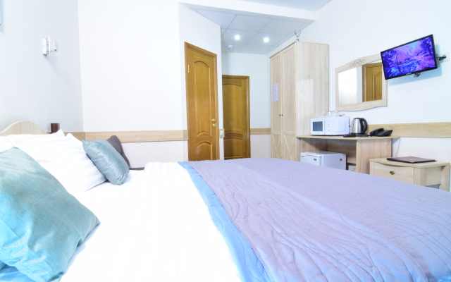 Novoteh Hotel