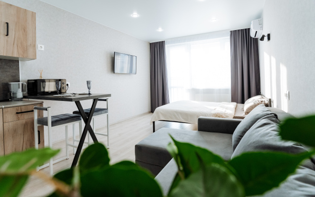 Квартира Современная студия на Комсомольской