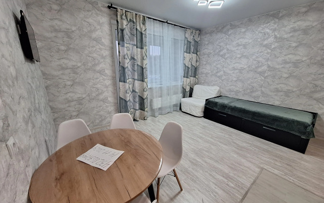 Novaya Studiya S Novym Remontom Flat
