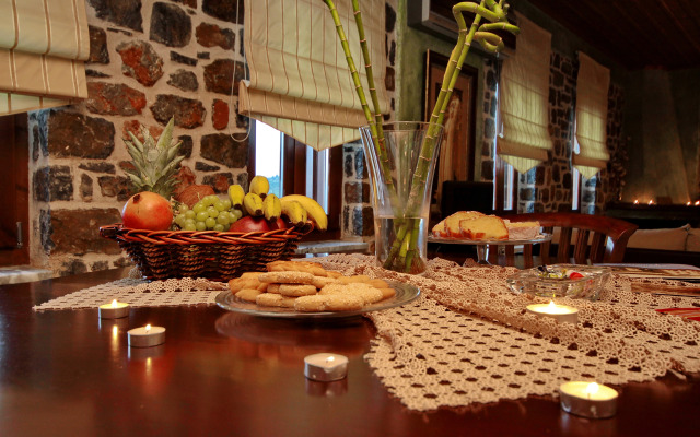Menalia Villas & Suites Hotel