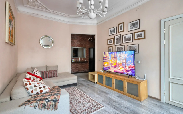 MyhomeYourhome Na 10Oy Sovetskoy 1-3 Apartments
