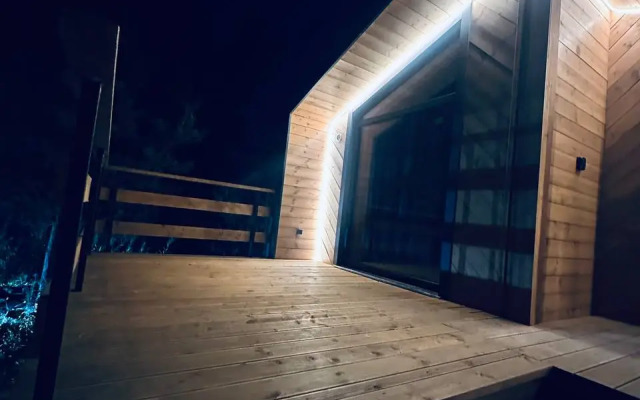 Глэмпинг На Холме