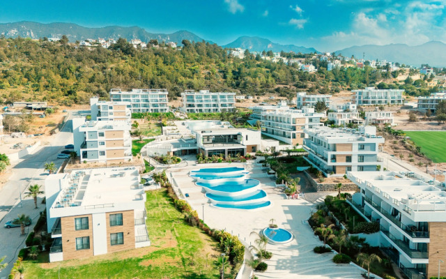 Caesar Cliff Resort Apartment Hotel