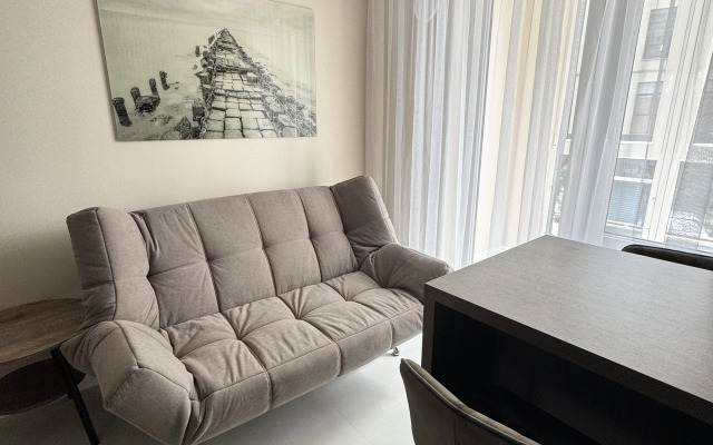 Uyutnaya Novaya S Shikarnym Raspolozheniem Flat