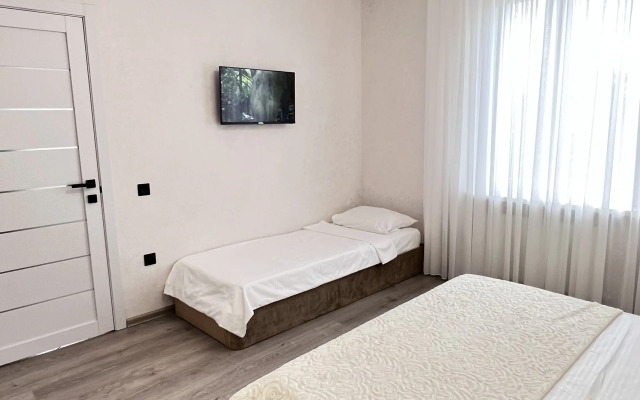 Частный дом с мангальной зоной