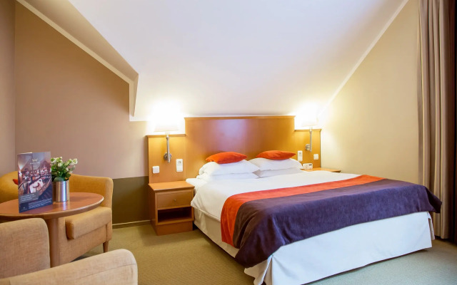 Отель Korona Park Klewinowo