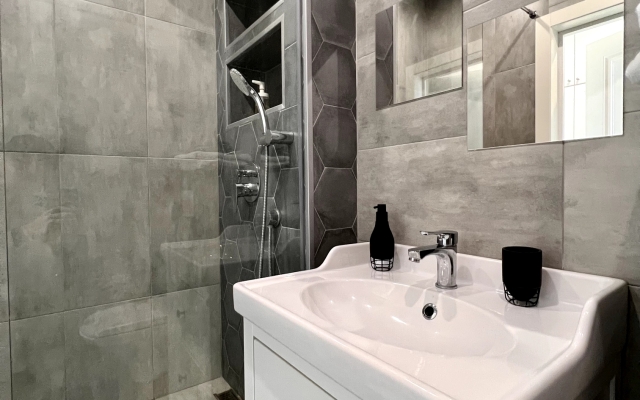 Уютная квартира рядом с ТРЦ Планета