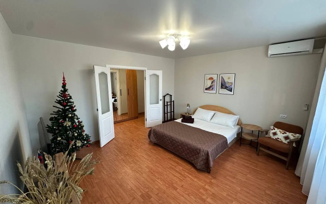 Квартира Тобольск - как дома, 3-х комнатная квартира (посуточно)