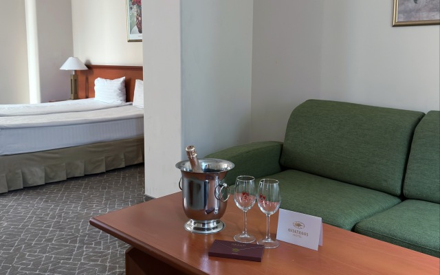 Aviatrans Hotel