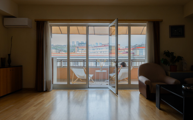 KeyGo #0009, 1 Bedroom, Near Matenadaran Apartments