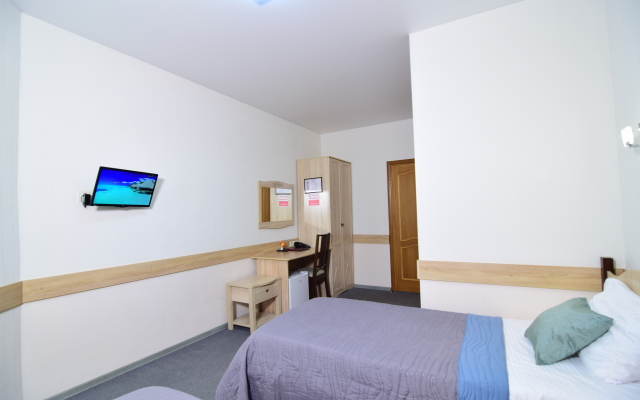 Novoteh Hotel