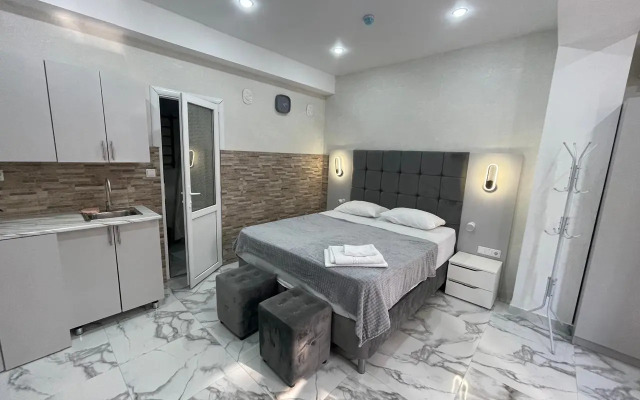 Prosvescheniya 153a Flat