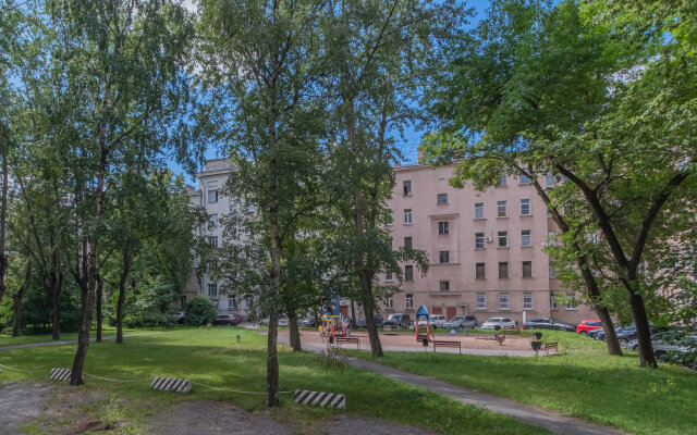 Km Stakhanovtsev Apartments