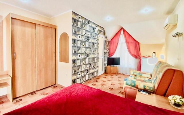 Golubaya Laguna Guest House