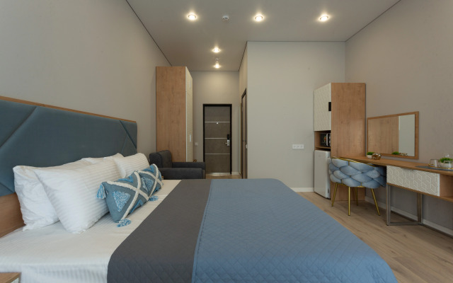 Oblako nad Volnami - Stilnaya Studiya u Morya v Sochi (Ashe) Apartments