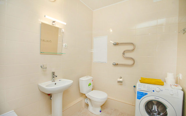 Na Obrucheva 5 Flat