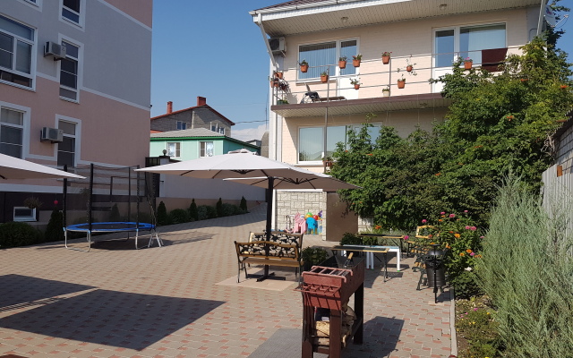 Na Zelenoj 10 Guest House