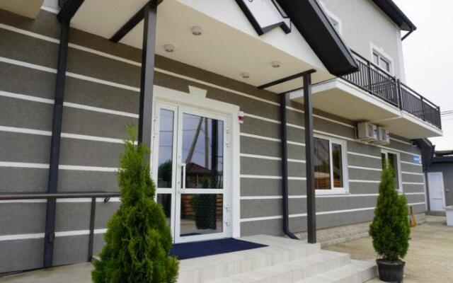 Babushka Kambala Guest House