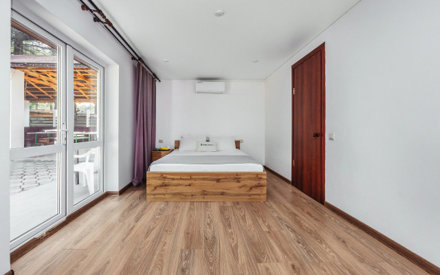 Курортный отель Отель Eco House Pitiunt