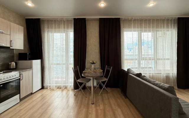 Novaya Studiya Ryadom S Akvaparkom Flat
