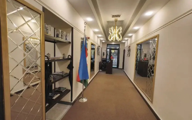 Deluxe City Boutique