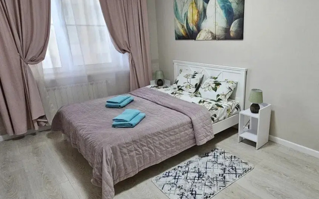 Квартира Двухкомнатная с дизайнерским ремонтом