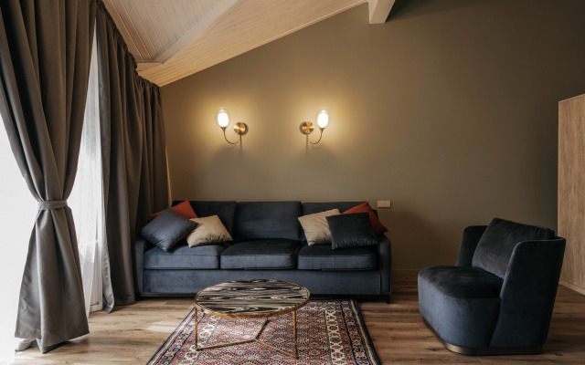 Dvukhurovnevye Vdokhnovenie Ekho Gor Apartments
