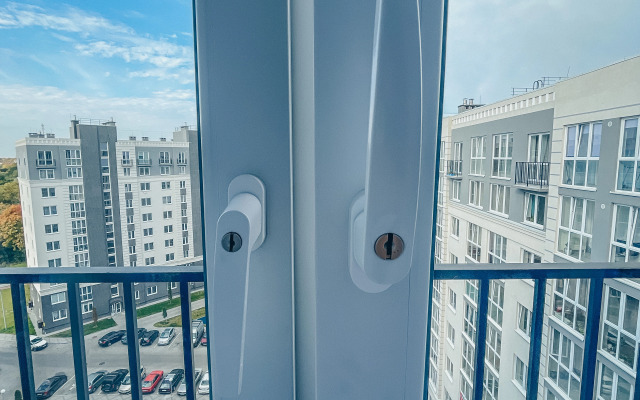 Sovremennaya S Paryaschey Krovatyyu Flat