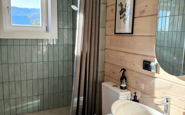 Guest house Dom Na Gore