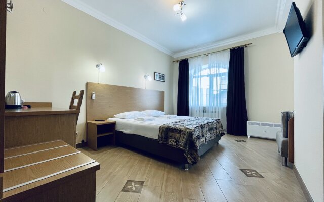 Marlen Guest House