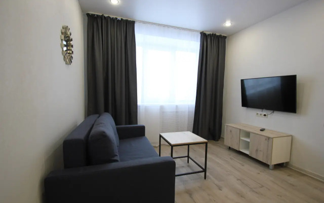 Na Ulitse 50 Let Oktyabrya 13 Flat