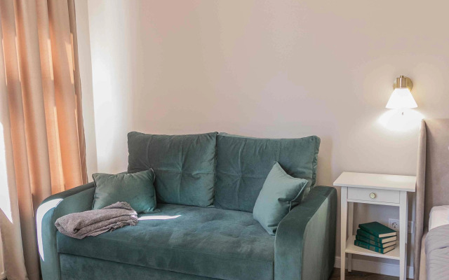 Апартаменты Конная 14