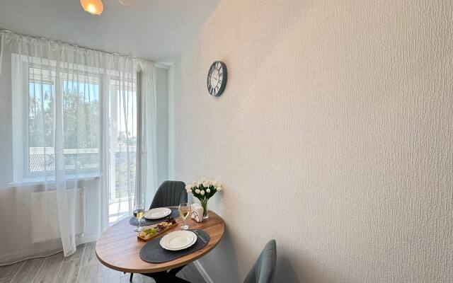 Na Oktyabryskoy U Morya Apartment