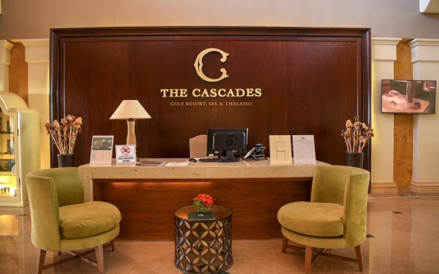 Курортный отель The Cascades Golf Resort Spa and Thalasso